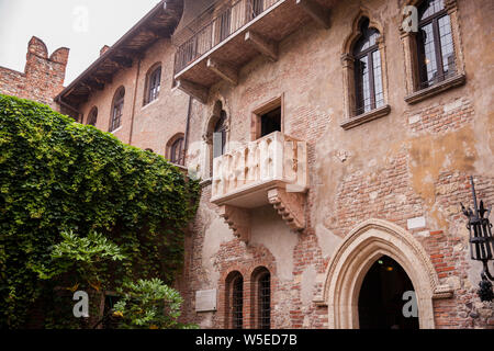 Il balcone di Giulietta da William Shakespeare 'Romeo & Juliet' in Verona ,Italia Foto Stock