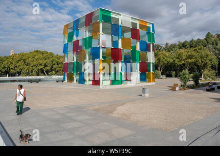 Centro Pompidou Malaga il ramo della famosa galleria Centre Pompidou si trova a Parigi, Malaga, Andalusia, Spagna Foto Stock