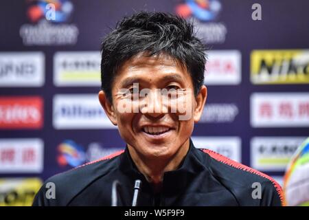 Head Coach Hiroshi Jofuku del Giappone del Sanfrecce Hiroshima F.C. partecipa a una conferenza stampa prima del gruppo F match contro la Cina del Guangzhou Evergrande Foto Stock