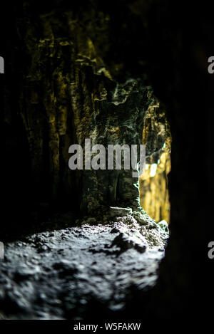 Grotte di Artà (calette d'Artà) nel comune di Capdepera, nel nord-est dell'isola di Mallorca, Spagna Foto Stock