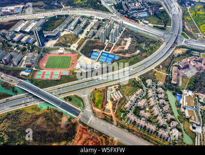 Una veduta aerea di Chengdu Wanhua Luxelakes Eco-City nella città di Chengdu, a sud-ovest della Cina di provincia di Sichuan, 5 marzo 2019. Il Luxelakes Eco-City è un n Foto Stock