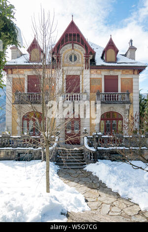 L'Italia, Lombardia, Valle Taleggio, Casa Mendini: Bellissima villa in stile liberty costruita nel 1906 Foto Stock