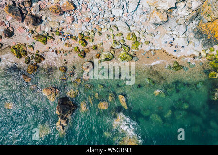 Antenna vista superiore litorale irlandese a Howth, Dublino Foto Stock