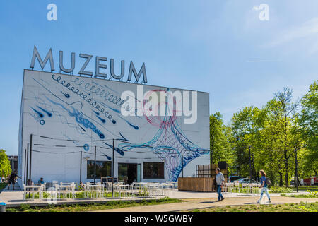 Il Museo di Arte Moderna di Varsavia, Polonia, Europa Foto Stock