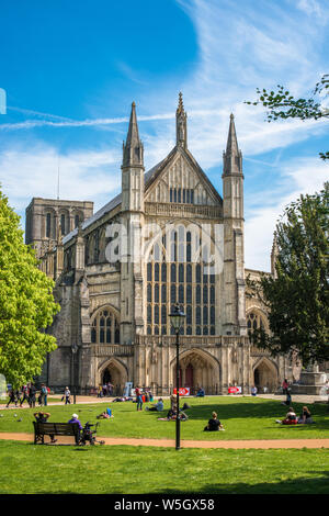 La Cattedrale di Winchester, Winchester, Hampshire, Inghilterra, Regno Unito, Europa Foto Stock