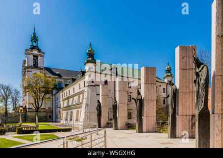 Monumenti a tre millenni altare in Skalka la Chiesa e il monastero Paolino, Cracovia, in Polonia, in Europa Foto Stock