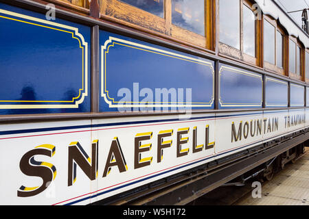 Snaefell Mountain tram vagone ferroviario elettrico numero di treno 1, costruito nel 1895. Laxey, Isola di Man e Isole britanniche Foto Stock