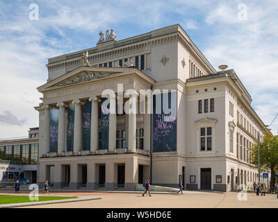 Opera Nazionale Lettone e mettere in Riga, Lettonia, Paesi Baltici, UE. Foto Stock