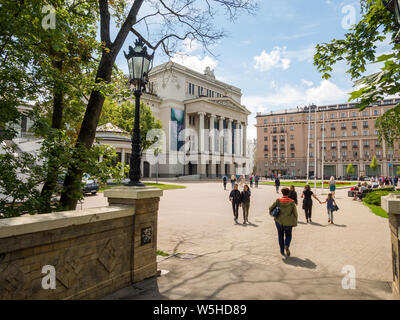 Opera Nazionale Lettone e mettere in Riga, Lettonia, Paesi Baltici, UE. Foto Stock