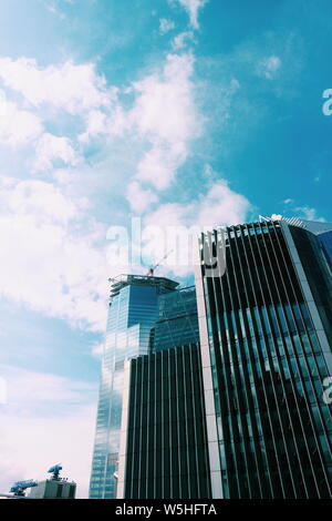 La vista sui grattacieli dal cielo nel giardino del Walkie-Talkie in Londra, Regno Unito. Foto Stock