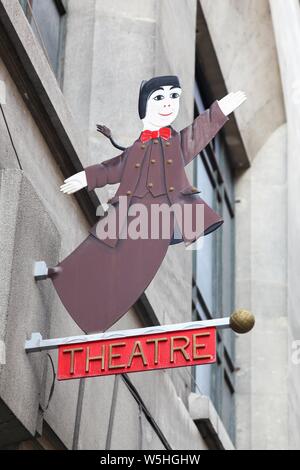 Lione, Francia - 12 Ottobre 2016: teatro Guignol a Lione. Guignol è il personaggio principale di un francese di uno spettacolo di burattini Foto Stock