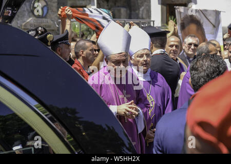 Napoli, Italia. Il 29 luglio 2019. Italia 29/07/2019 Somma Vesuviano (Na) i funerali del carabiniere Mario Cerciello Rega uccisi a Roma da due americani. Credito: Fabio Sasso/ZUMA filo/Alamy Live News Foto Stock