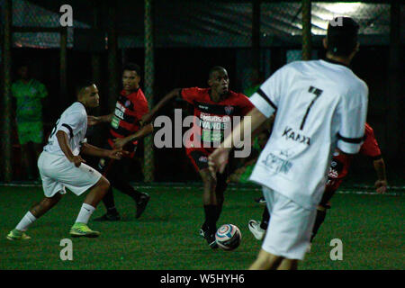 Salvador, Brasile. 26 Luglio, 2019. Corrispondenza tra Vitória Camaçari F7 12x2 Santa Cruz, match validi per il Round 16 del Bahia FUT7 campionato. Credito: Márcio Roberto/FotoArena/Alamy Live News Foto Stock