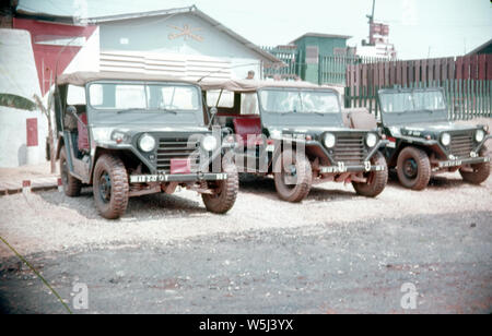 Esercito USA / Stati Uniti esercito Geländewagen / Jeep Ford M151 MUTT Foto Stock