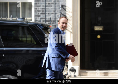 Assistenza sanitaria e sociale Segretario Matt Hancock arriva al 10 di Downing Street in Westminster, Londra. Foto Stock