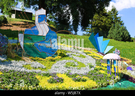 Kiev, Ucraina-luglio 13, 2019: 14 giugno-luglio 28 al polo Spivoche mostra floreale sotto il nome di "Fiore Hellas' Foto Stock