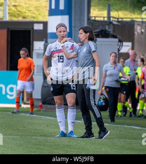 Glasgow, Scotland, Regno Unito. 25 Luglio 2019: Il femminile UEFA U19 Campionato semi-finale match tra la Germania e i Paesi Bassi riprodotti in Glasgow. Foto Stock