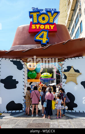 Porto di Hong Kong Cityis unendo le proprie forze con la Disney per portare "Toy Story 4" carnevale a tema con diversi giochi e sfide Foto Stock