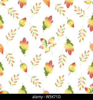 Colori d'autunno fogliame forestale acquerello seamless pattern raster. Caduta stagione leafage trama decorative. Carta da parati botanico, la carta di avvolgimento waterco Foto Stock