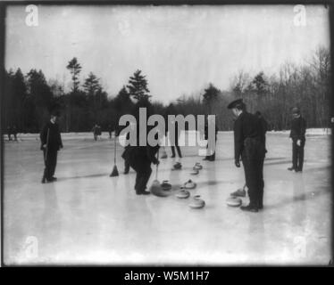 Il Curling su Jamaica Pond, Boston, Massachusetts Foto Stock