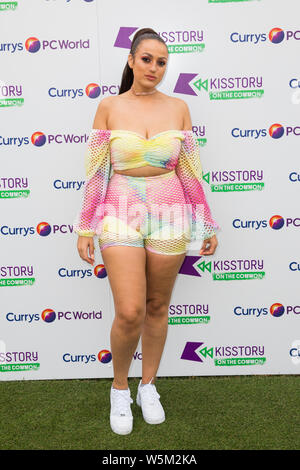 Londra, Regno Unito. 27 Luglio, 2019. Amel Rachedi assiste KISSTORY sulla comune a Streatham comune di credito: SOPA Immagini limitata/Alamy Live News Foto Stock