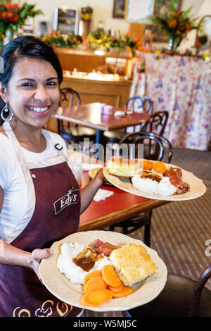 Florida,Martin County,Indiantown,Seminole Country Inn,hotel storico,hotel,alloggio,ristorante ristoranti ristorazione caffè,piatto,piatto,cucina di campagna Foto Stock