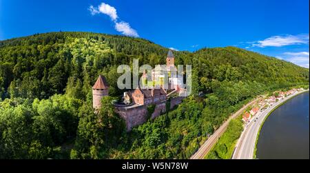 Vista aerea, Castello Zwingenburg, Zwingenberg am Neckar, Odenwald, Baden-Württemberg, Germania Foto Stock