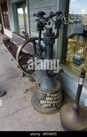 Antique meccanica compressore di refrigerazione Foto Stock