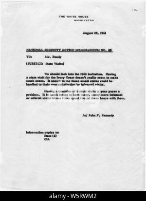 La sicurezza nazionale azione Memorandum n. 85 visite di stato, campo di applicazione e il contenuto: Memorandum per McGeorge Bundy su 1962 visite di stato. Foto Stock
