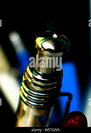 Foto macro di penna a sfera (alto contrasto) - Business o scrivendo a tema. Foto Stock