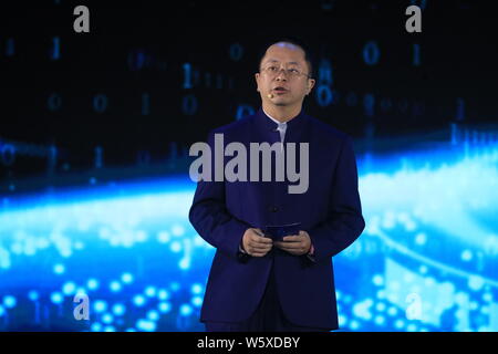 Zhou Hongyi, co-fondatore, Presidente e CEO di Qihoo 360, 360 introduce il cervello di sicurezza durante il leader nel mondo Internet scientifica e technologica Foto Stock