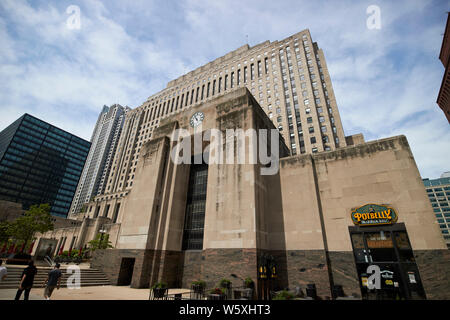 Due nord riverside plaza ex chicago daily news building Chicago IL USA Foto Stock