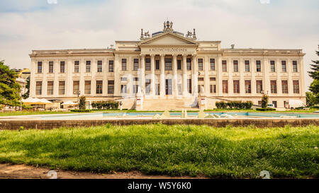 La parte anteriore della Mora Ferenc Museum di Szeged, Ungheria Foto Stock