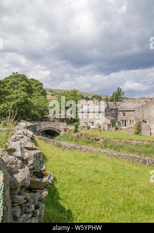 Thwaite è un piccolo villaggio in Swaledale, Richmondshire, Yorkshire Dales National Park, North Yorkshire, Inghilterra, Regno Unito Foto Stock