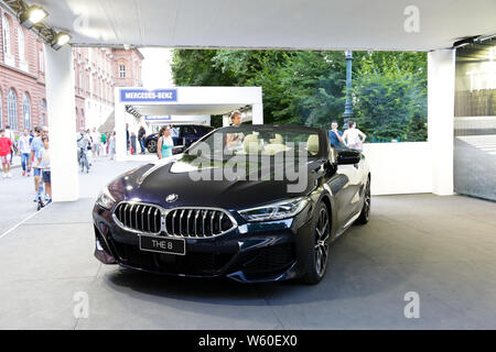 Parco Valentino al Motorshow 2019: mostre di supercars nello storico castello del Valentino, Torino, Piemonte, Italia Foto Stock