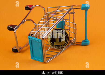 DOGE Dogecoin cryptocurrency mezzi di pagamento nel settore finanziario Foto Stock