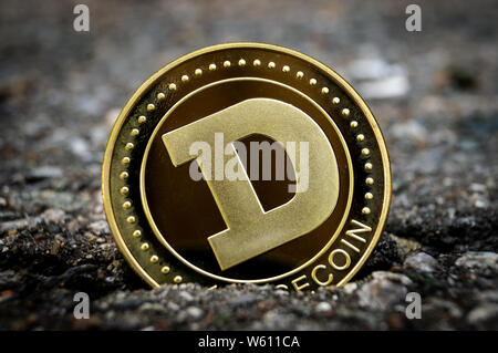 DOGE Dogecoin cryptocurrency mezzi di pagamento nel settore finanziario Foto Stock