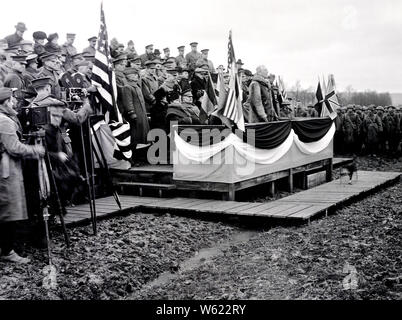 Presidente Woodrow Wilson consegna il giorno di Natale indirizzo a soldati di A.E.F. Langres, hte. Marne, Francia ca. 12/25/1918 Foto Stock