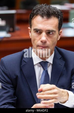 Il Sottosegretario di Stato Sandro Gozi al Consiglio Competitività a Bruxelles Bruxelles (Belgio), 2 marzo 2015. - Italiano il segretario di Stato per gli affari europei Sandro Gozi (Thierry Monasse/fotogramma, Bruxelles - 2015-03-02) ps la foto è utilizzabile nel rispetto del contesto in cui è stato preso e senza intento diffamatorio del decoro delle persone rappresentate (Thierry Monasse/fotogramma, archivio fotografico - 2019-07-31) p.s. la foto e' utilizzabile nel rispetto del contesto in cui e' stata scattata, e senza intento diffamatorio del decoro delle persone rappresentate Foto Stock