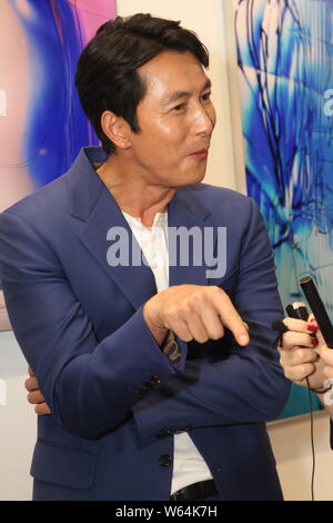 Sud attore coreana Jung Woo-sung assiste ad una cerimonia di inaugurazione per La Prairie mostra a Hong Kong, Cina, 5 settembre 2018. Foto Stock