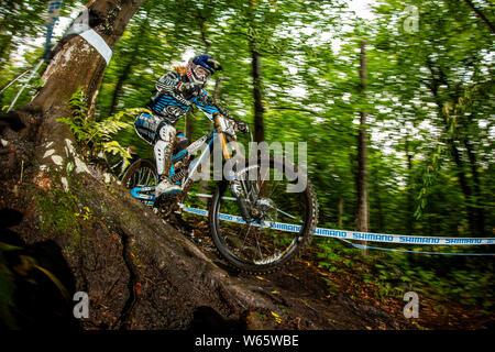 5 settembre 2010 - MONTE SAINTE ANNE, Canada. Rachel Atherton (GBR) racing a UCI Mountain Bike Downhill Campionati del mondo. Foto Stock