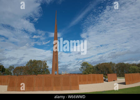 Memorial Spire al bombardiere internazionale di Command Center Lincoln Foto Stock