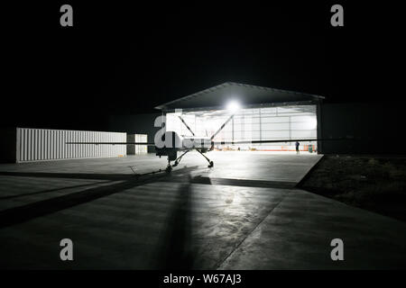 Un Cinese-FATTO CH-4 (Caihong-4 o Rainbow 4) ricognizione armati di media altitudine e lunga-endurance drone (UAV), sviluppato da mento Foto Stock