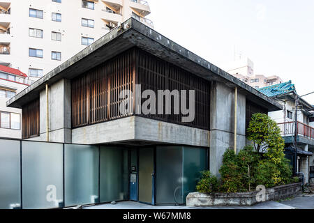 Sky House progettata da Kiyonori Kikutake, 1958; Tokyo, Giappone Foto Stock