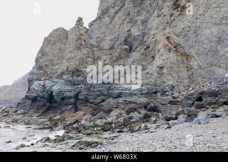 Turbidite Metasedimentary Geologia. Trevaunance Cove, Sant Agnese, North Cornwall, Regno Unito. Foto Stock