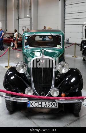 A Cracovia, Polonia - 18 Maggio 2019: Fiat 508 III Junak a Moto Show di Cracovia. Prodotte in 1935 anno Foto Stock