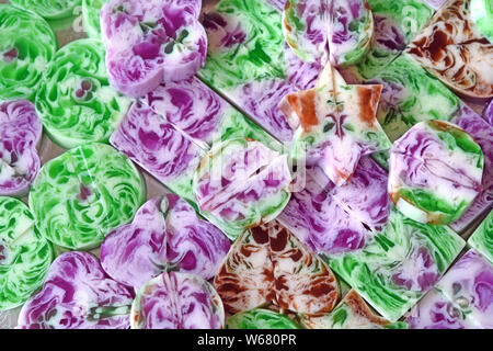 Vista dall'alto di colorati gelatina di agar per usi di sfondo Foto Stock