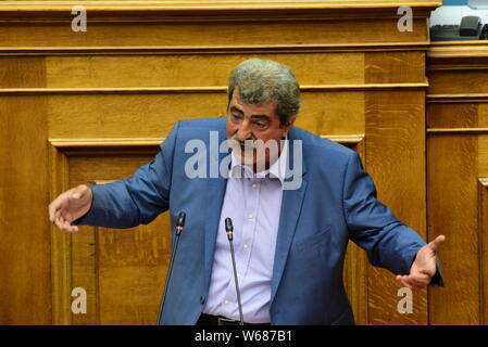 Atene, Grecia. 31 Luglio, 2019. Ex Vice Ministro della sanità e vice di Syriza Pavlos Polakis, durante il suo discorso in Parlamento ellenica. Credito: Dimitrios Karvountzis/Pacific Press/Alamy Live News Foto Stock