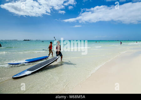 Spiaggia Bianca, Boracay, Aklan, Filippine Foto Stock