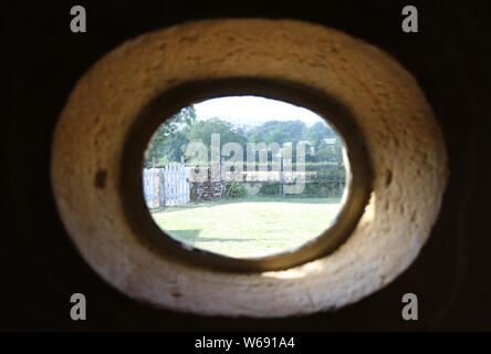 Cottage Borgogna Francia Foto Stock